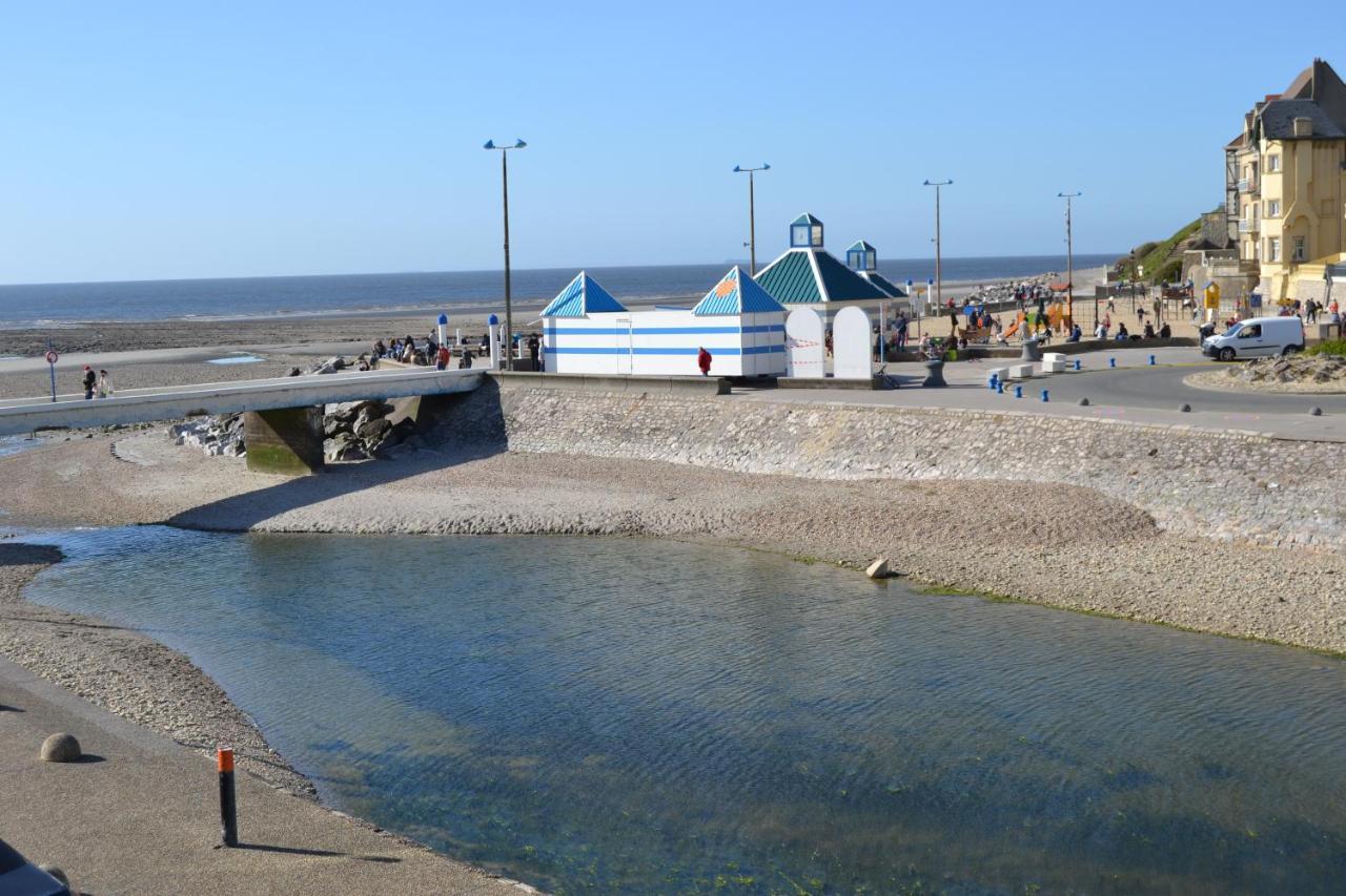 Appartement Wimereux "Les Pieds Dans L'Eau", Parking, Wifi Buitenkant foto
